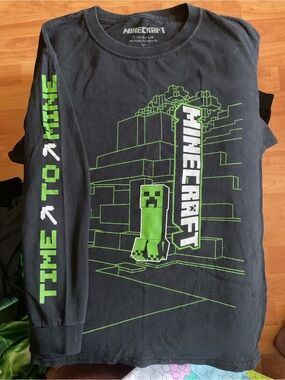 Minecraft Boys' Black Long Sleeve Tee with Green Creeper Graphic